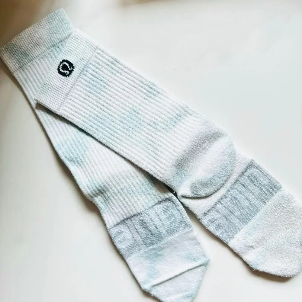 LULULEMON Blue White Grey Logo Tie Dye Cotton Yarn Crew Tall Tube Socks Unisex